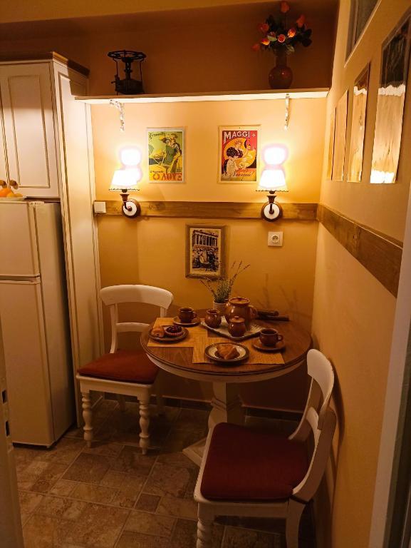 Something About Mary Apartment Athena Bagian luar foto