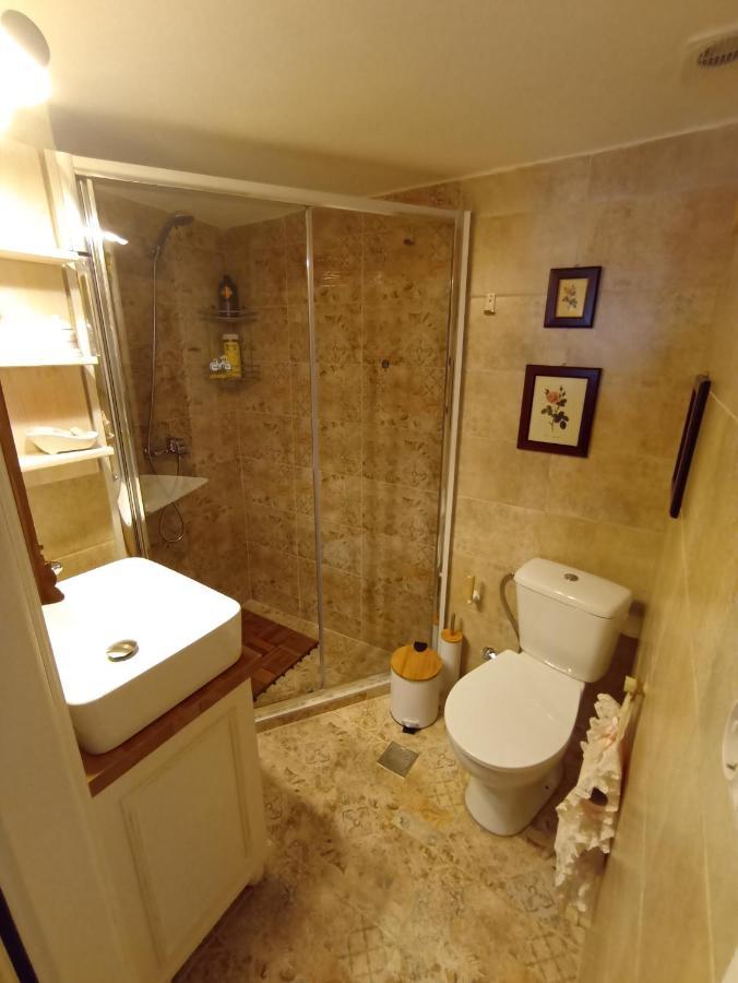 Something About Mary Apartment Athena Bagian luar foto
